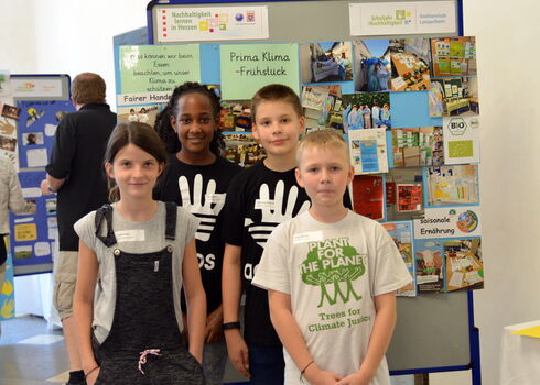 Kinder beim Klimafrühstück