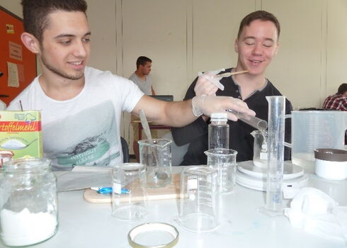 Teilnehmende des Workshop Biokunststoffe